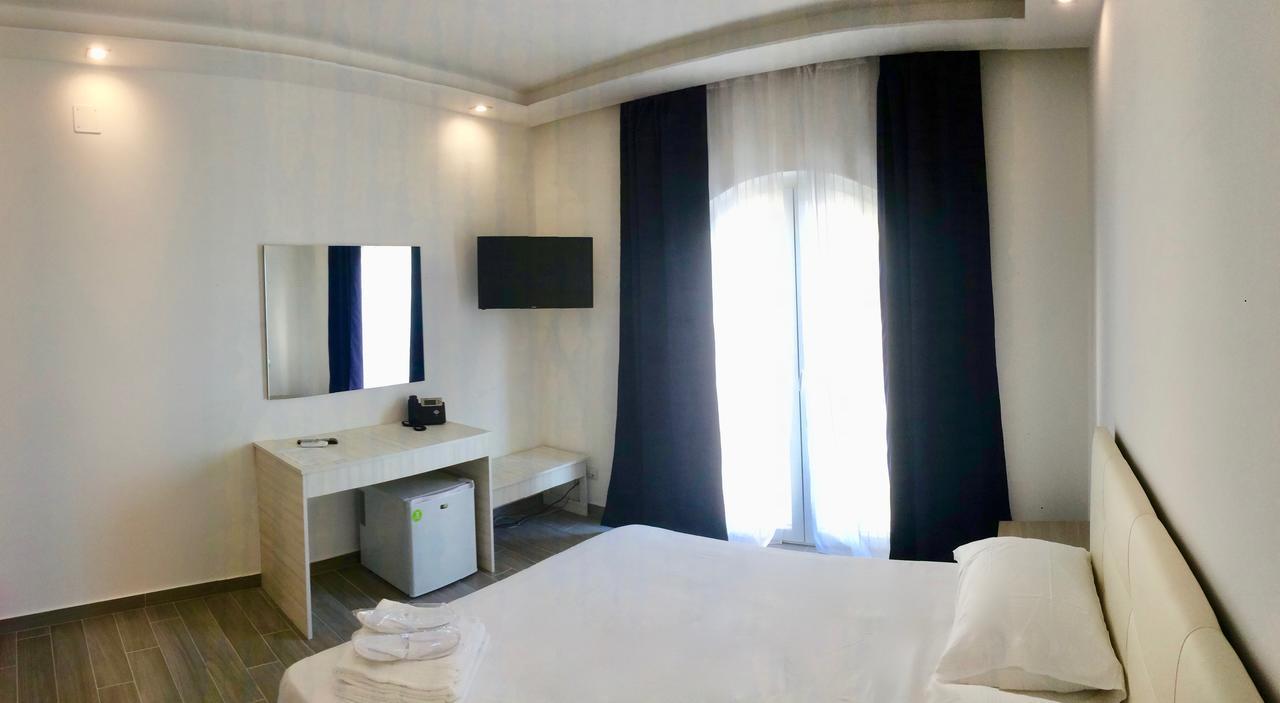 Klaton Beach Hotel Formia Luaran gambar
