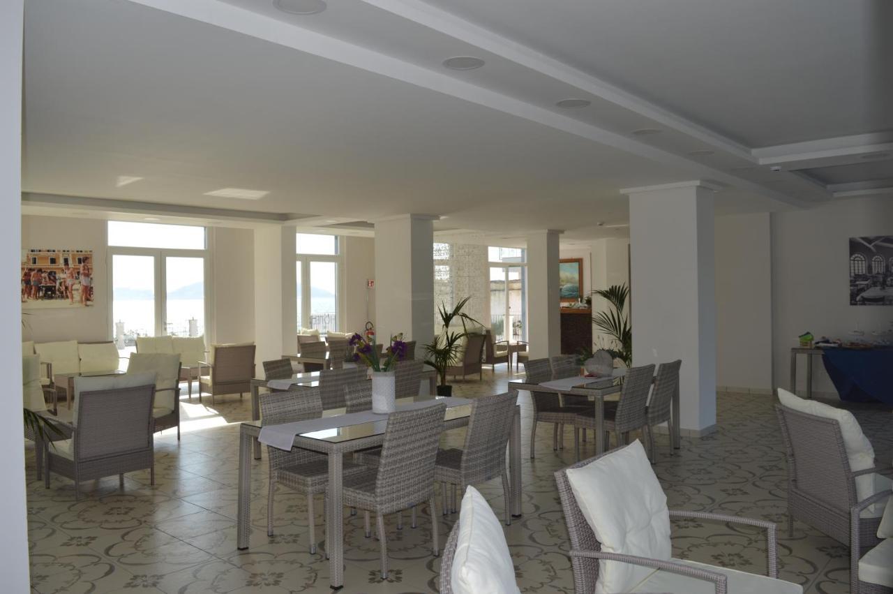 Klaton Beach Hotel Formia Luaran gambar